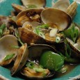 <!-- AddThis Sharing Buttons above -->This is an easy recipe that combines tasty Manila clams with sweet, slightly crunchy bell peppers and pungent fermented black beans. The quantity is sufficient for 2 as a single […]<!-- AddThis Sharing Buttons below -->
                <div>
                    <a class="addthis_button" href="//addthis.com/bookmark.php?v=300" addthis:url='https://www.momschinesekitchen.com/clams-and-bell-pepper-in-black-bean-sauce/' addthis:title='Clams and Bell Peppers in Black Bean Sauce'>
                        <img src="//cache.addthis.com/cachefly/static/btn/v2/lg-share-en.gif" width="125" height="16" alt="Bookmark and Share" style="border:0"/>
                    </a>
                </div>